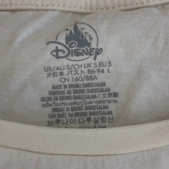 Disney World Castle Graphic Shirt Women Small Firework Cinderella Magic Kingdom - Picture 4 of 6